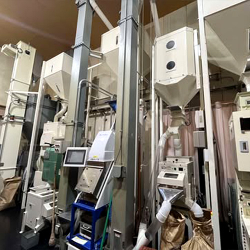 最新の精米機